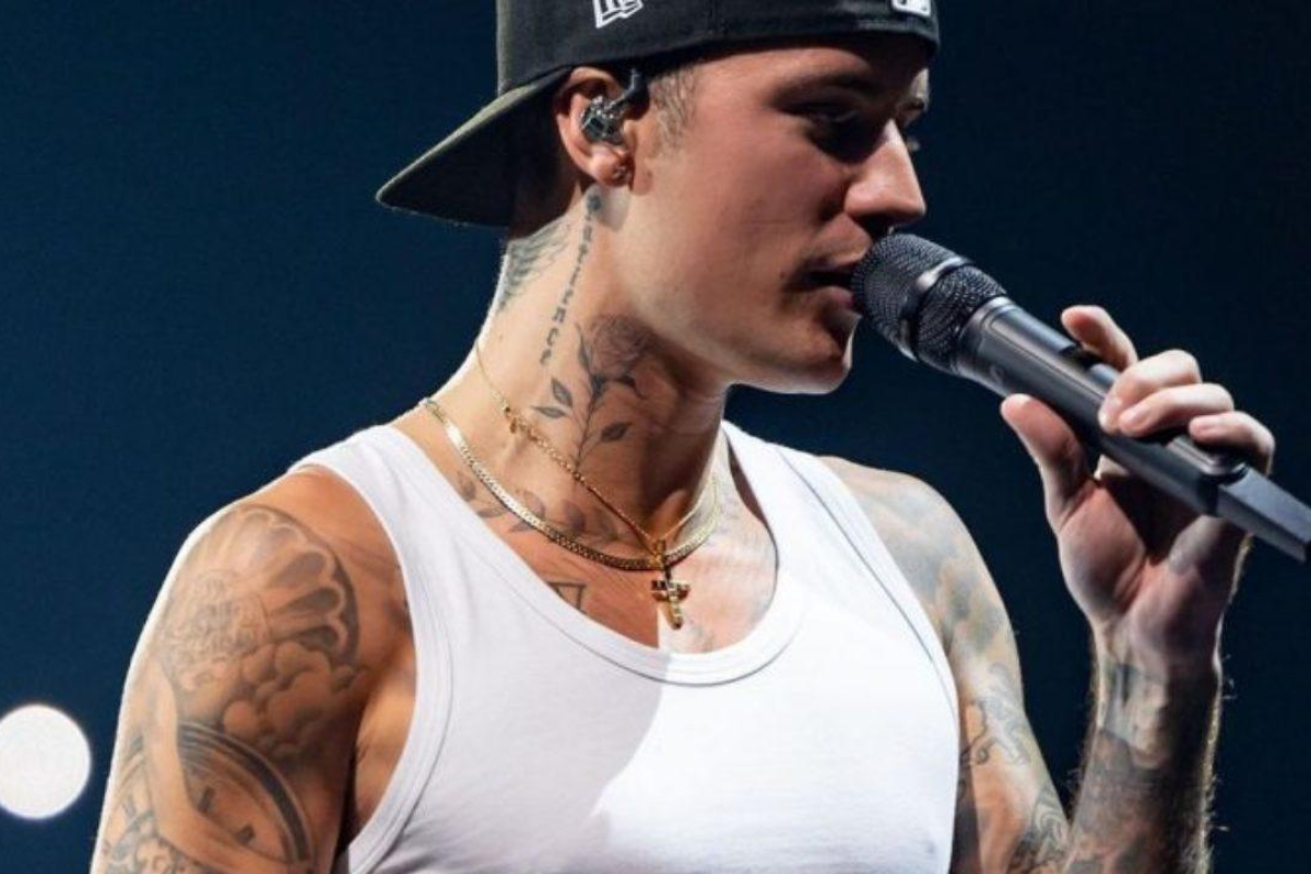 Justin Bieber retoma turnê após pausa para tratar paralisia no rosto